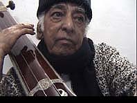 Ustad Rahim Fahimuddin Dagar Tuning Tanpura