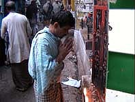Worshipper Burning Ghat Varanasi