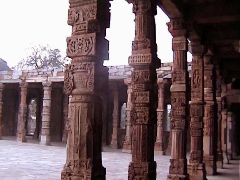 Pillars Qutub Minar Delhi